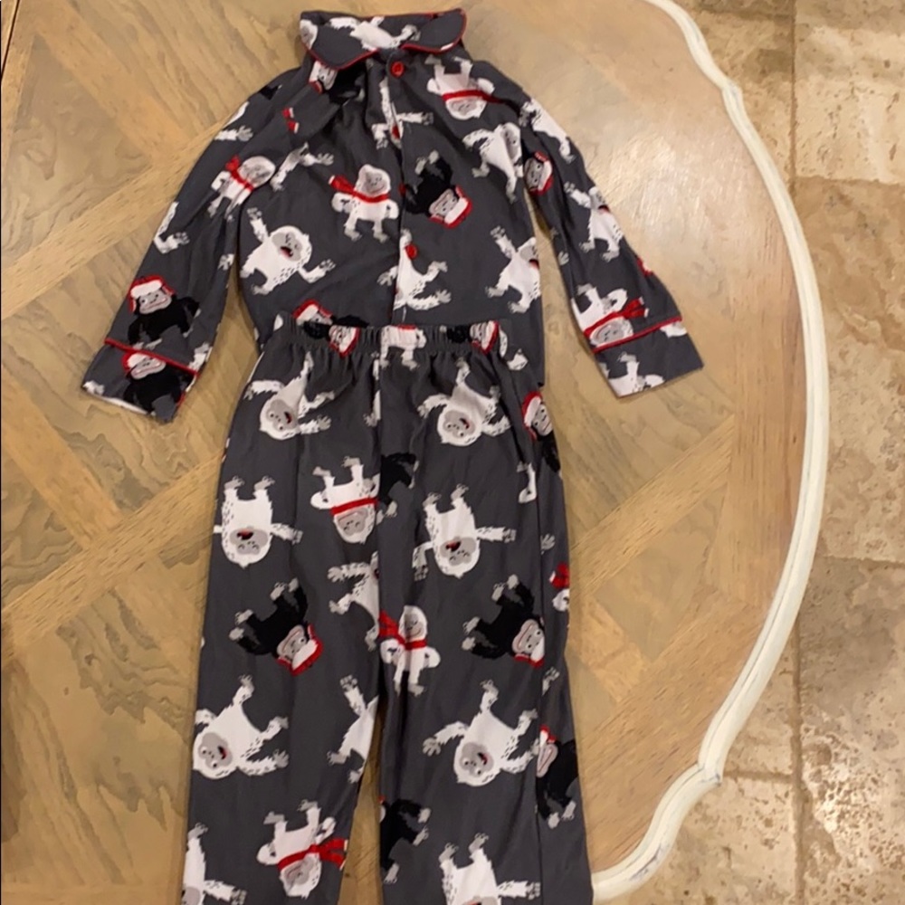 Kids matching pajamas set